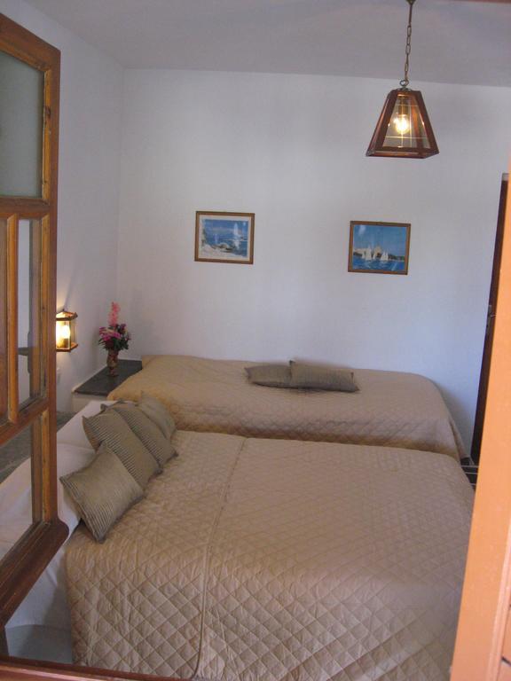 Pension Irini-Vicky Иос Хора Екстериор снимка