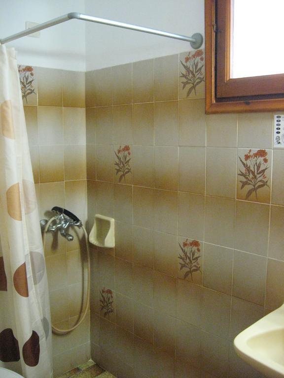 Pension Irini-Vicky Иос Хора Екстериор снимка